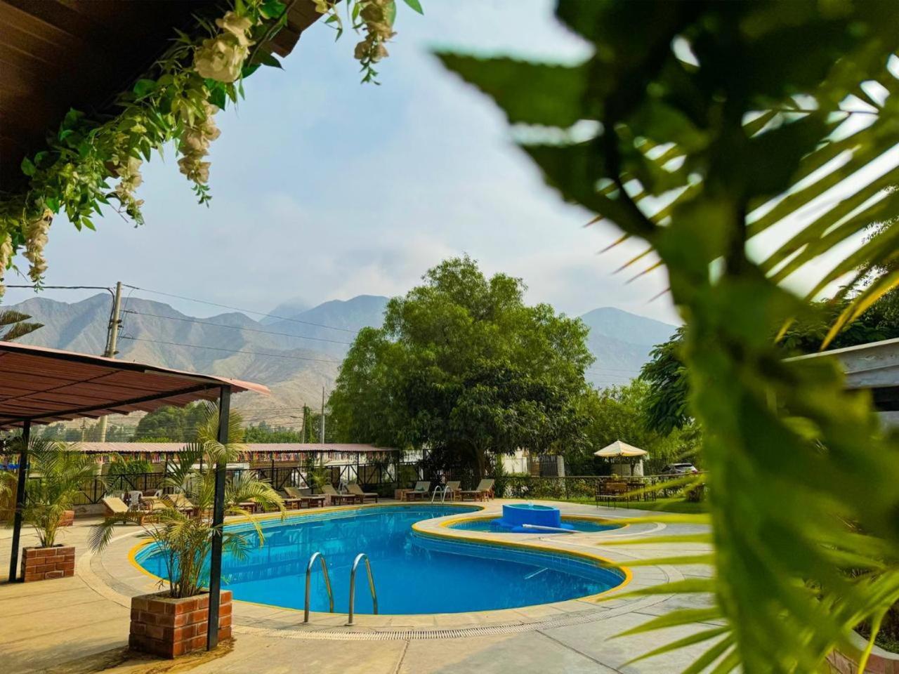 Pacha Inti Hotel *